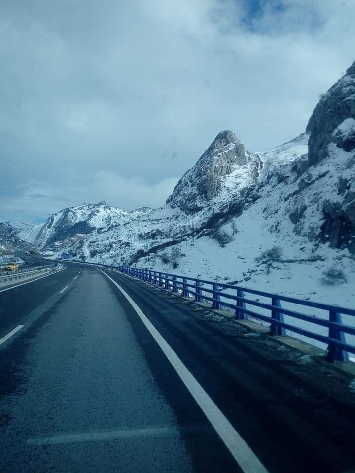 Carretera con hielo